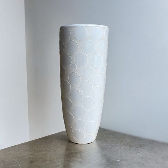 White Contrast High Gloss Circle Pattern on Matte Ceramic Tall Vase - Picture 8 of 15